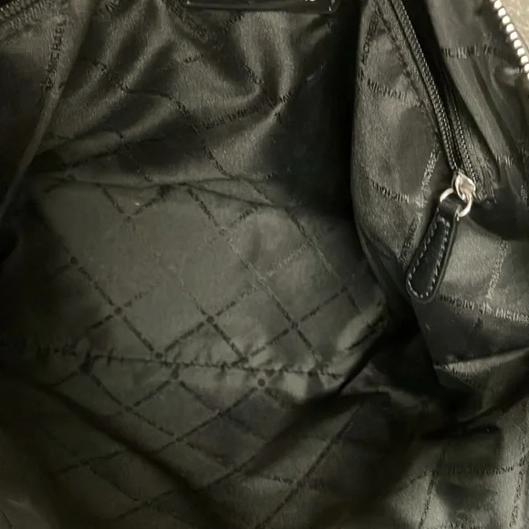 2/15  Michael Kors charlotte large tote black signature - Picture 10 of 16